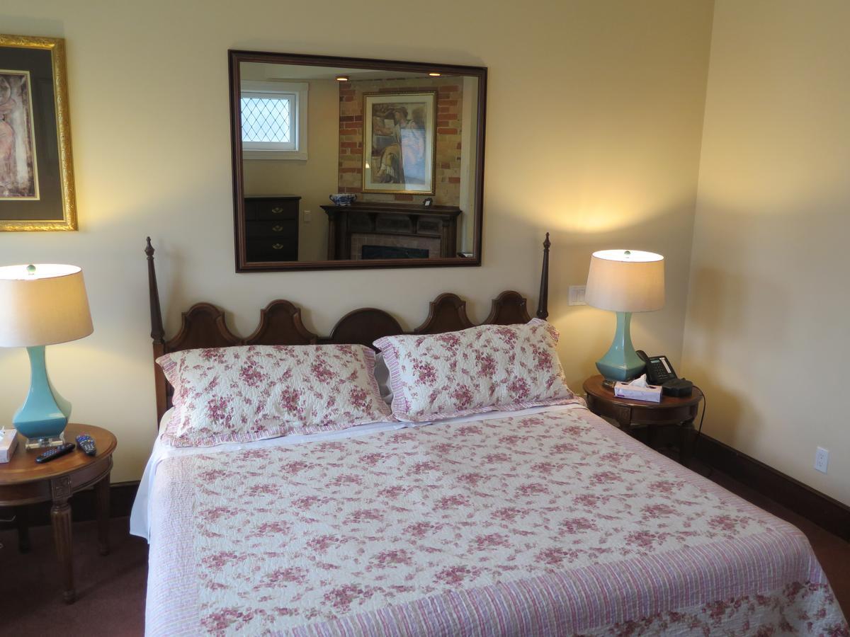 Mini Suite